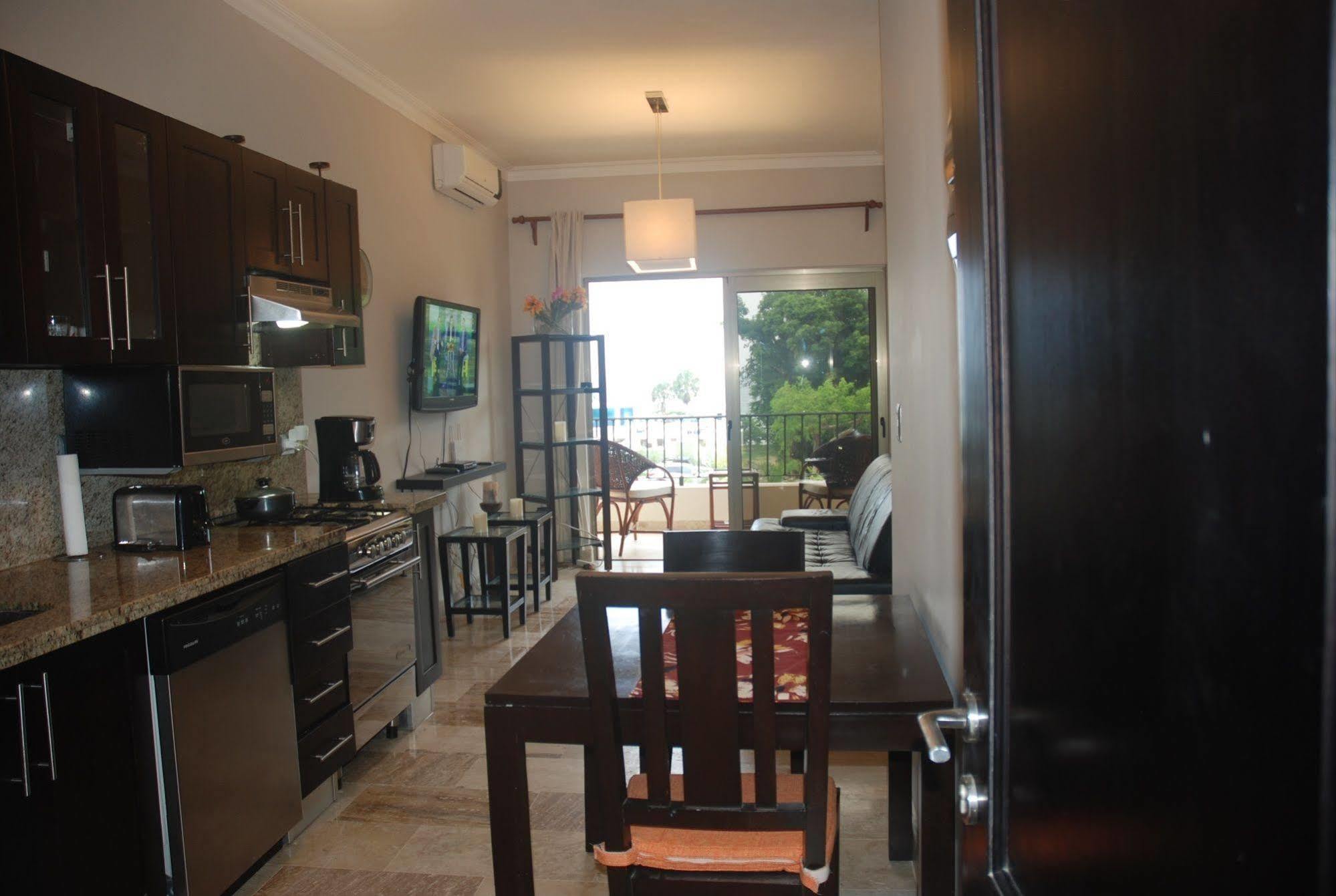 E&J Beach Condo Sosúa Eksteriør billede