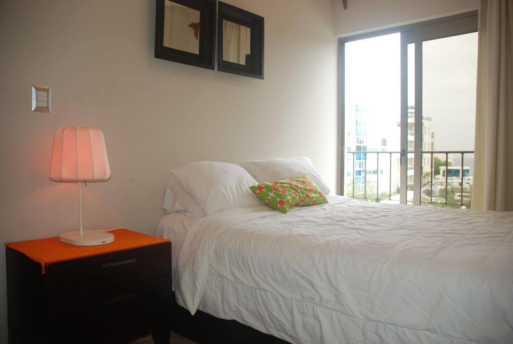 E&J Beach Condo Sosúa Eksteriør billede