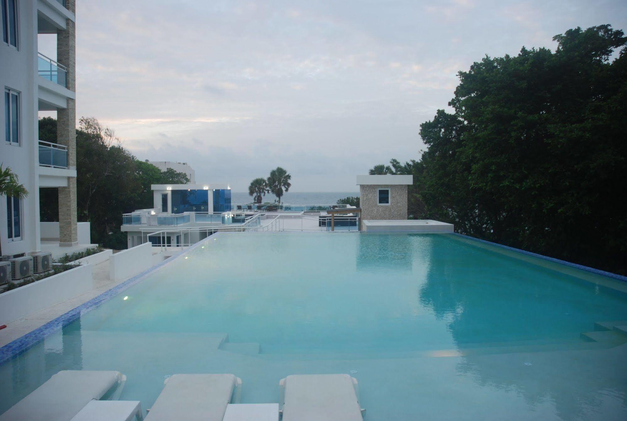 E&J Beach Condo Sosúa Eksteriør billede