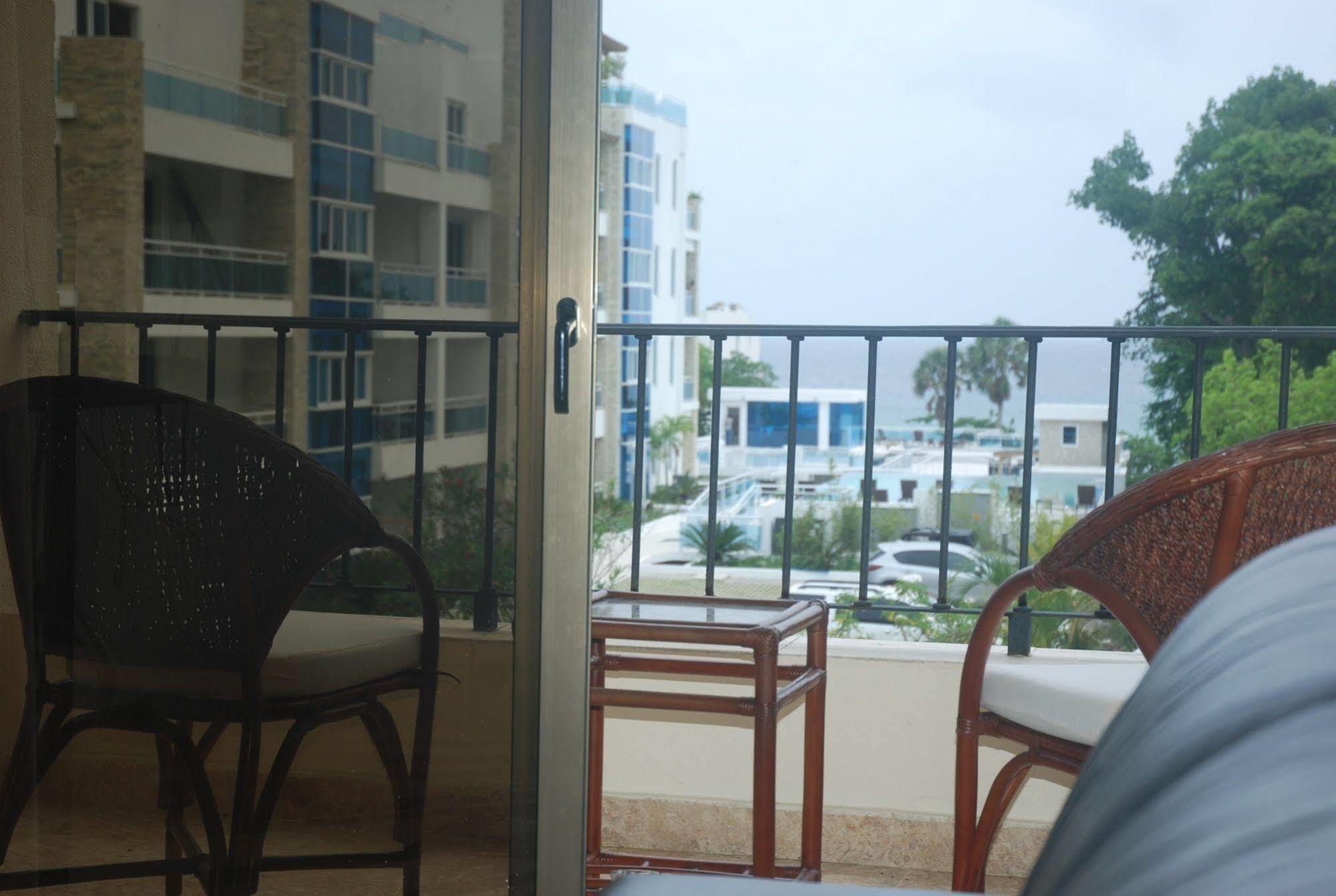 E&J Beach Condo Sosúa Eksteriør billede